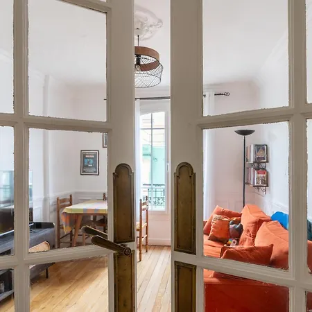 Chic 1bd With Balcony Picpus Daire