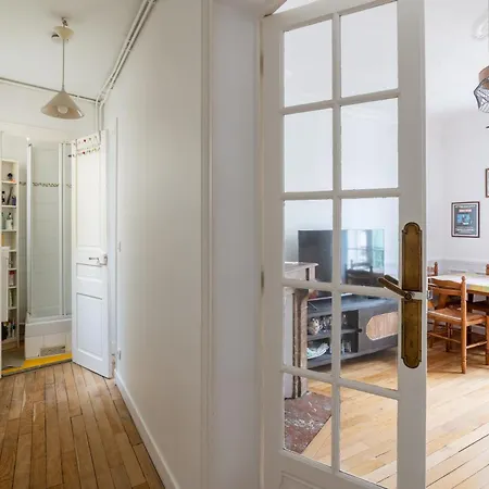 Chic 1bd With Balcony Picpus * Paris