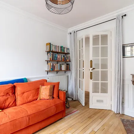 Daire Chic 1bd With Balcony Picpus Paris